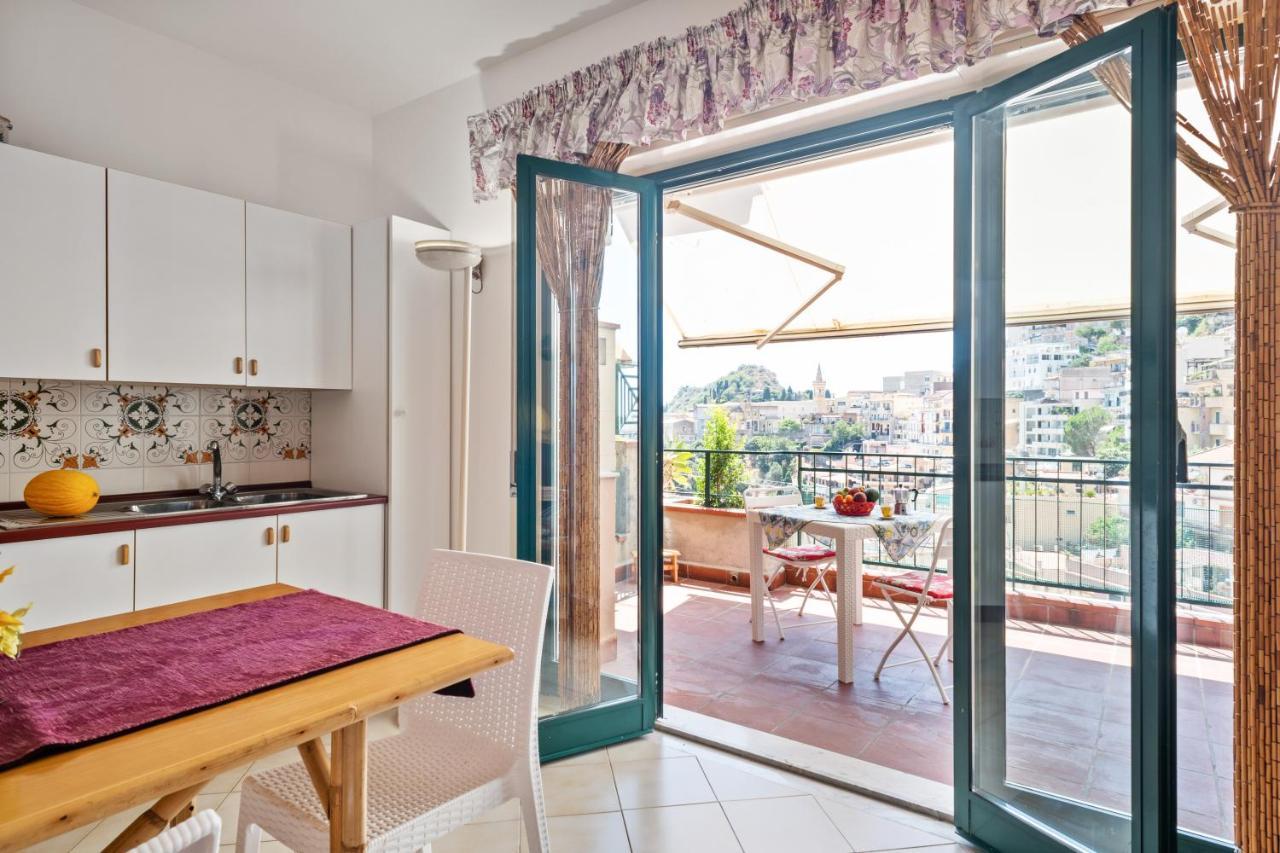 Taormina Comfortable Apartment With Terrace Esterno foto